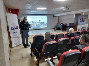 Afet bilinci e�itimleri veriliyor